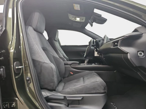 Lexus UX 2.0 300h UX Plus