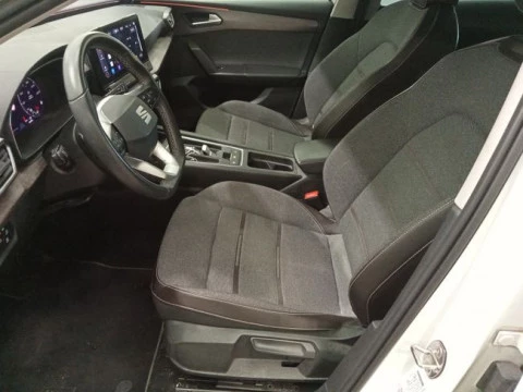 Seat Nuevo León SP 1.4 e-Hybrid DSG S&S Xcellence Go L