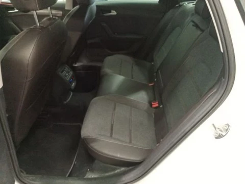 Seat Nuevo León SP 1.4 e-Hybrid DSG S&S Xcellence Go L