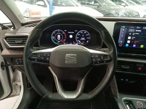 Seat Nuevo León SP 1.4 e-Hybrid DSG S&S Xcellence Go L