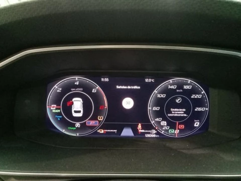 Seat Nuevo León SP 1.4 e-Hybrid DSG S&S Xcellence Go L