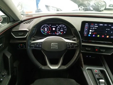 Seat Nuevo León SP 1.4 e-Hybrid DSG S&S Xcellence Go L