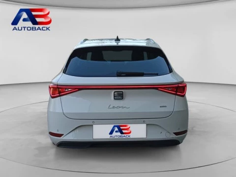 Seat Nuevo León SP 1.4 e-Hybrid DSG S&S Xcellence Go L