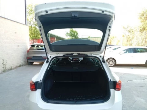 Seat Nuevo León SP 1.4 e-Hybrid DSG S&S Xcellence Go L