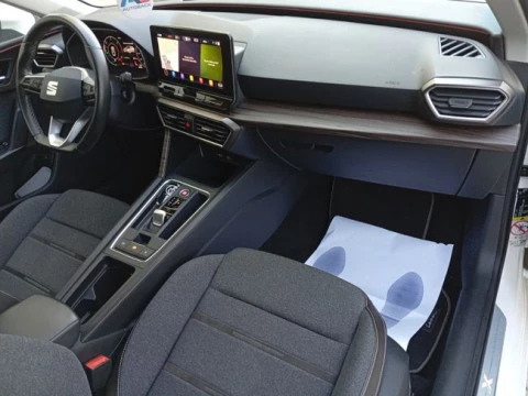 Seat Nuevo León SP 1.4 e-Hybrid DSG S&S Xcellence Go L