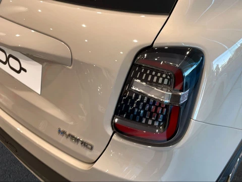 Fiat 600 600e Pop 54kwh 115kw (156cv)