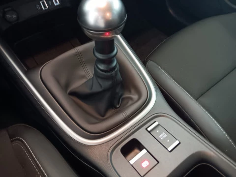 Jeep Avenger 1.2 G 74KW ALTITUDE 5P