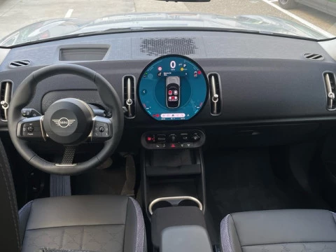 MINI Countryman D 120 kW (163 CV)