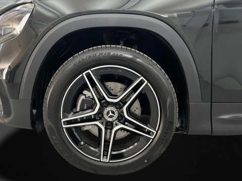 Mercedes-Benz GLB 200 d