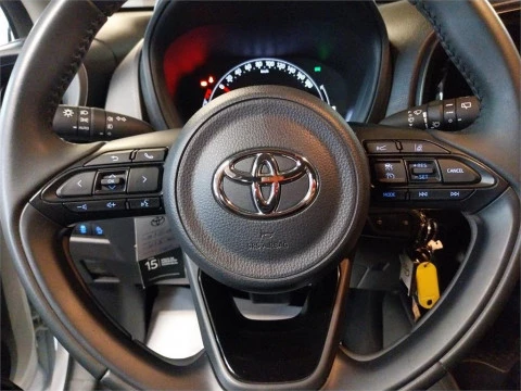 Toyota Aygo X Cross 5 Puertas Play 70 Manual 5v