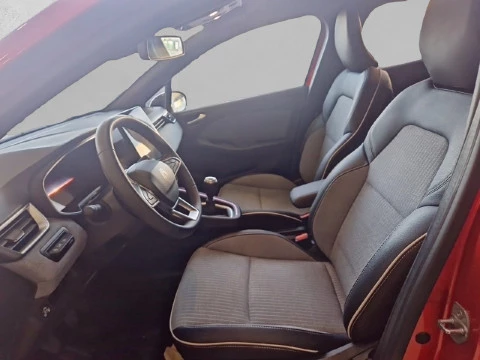 Renault Clio techno Eco-G 100cv (74kW)