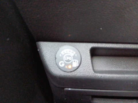 Renault Clio techno Eco-G 100cv (74kW)