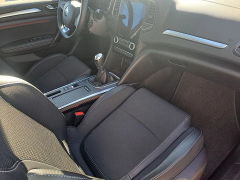 Renault Megane   1.3 TCe GPF Zen Fast Track 103kW