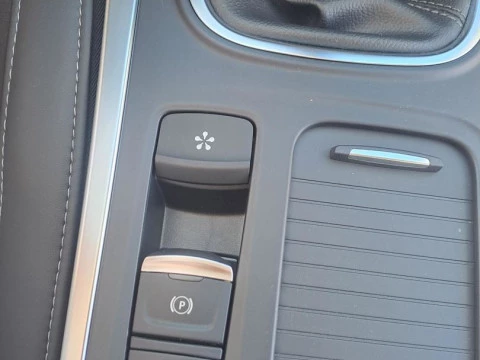 Renault Megane   1.3 TCe GPF Zen Fast Track 103kW