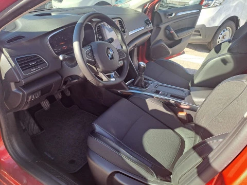 Renault Megane   1.3 TCe GPF Zen Fast Track 103kW