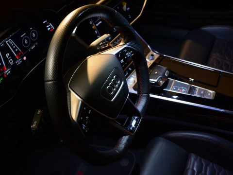 Audi A6 RS 6 Avant TFSI quattro