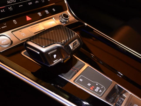 Audi A6 RS 6 Avant TFSI quattro