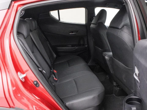 Toyota C-HR CH Toyota C-HR - MC20