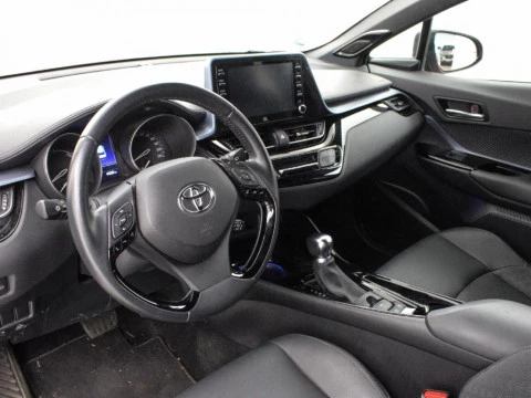 Toyota C-HR CH Toyota C-HR - MC20