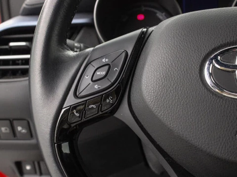 Toyota C-HR CH Toyota C-HR - MC20