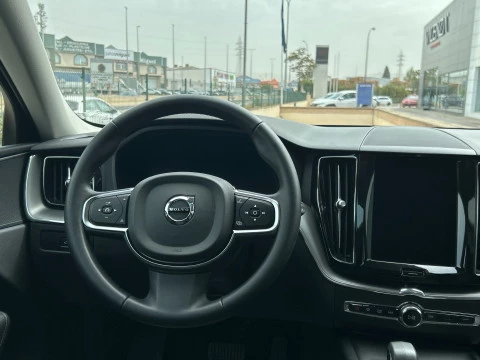 Volvo XC60 2.0 B4 D CORE AUTO 197 5P