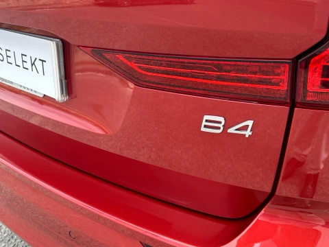 Volvo XC60 2.0 B4 D CORE AUTO 197 5P