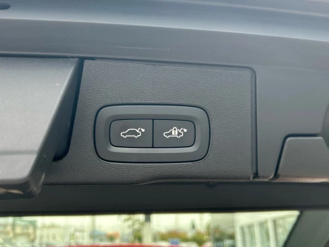 Volvo XC60 2.0 B4 D CORE AUTO 197 5P