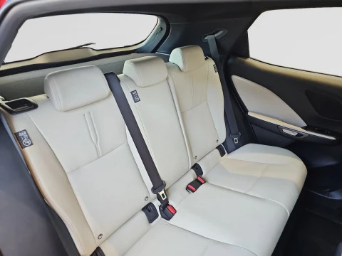 Lexus LBX 1.5 136cv HEV Elegant