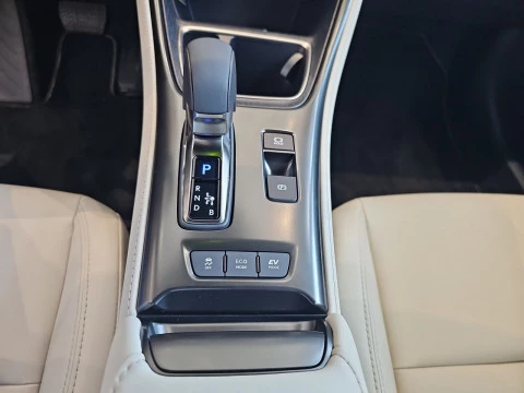 Lexus LBX 1.5 136cv HEV Elegant