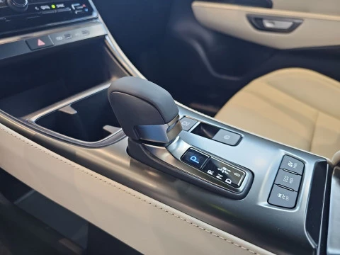 Lexus LBX 1.5 136cv HEV Elegant