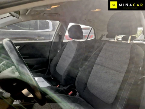 Kia Stonic 1.0 T-GDi MHEV iMT Concept 74 kW (100 CV)