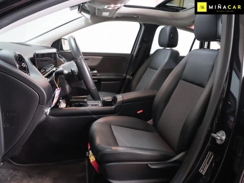 Mercedes-Benz Clase GLA 180d 136CV