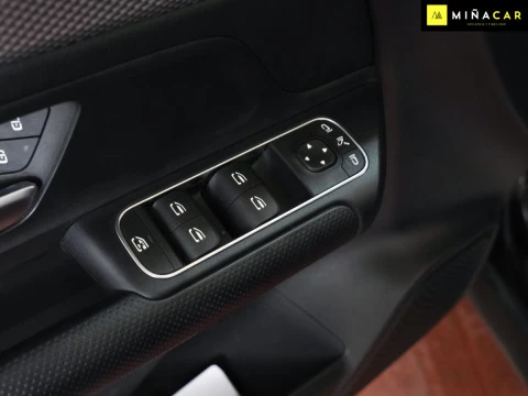 Mercedes-Benz Clase GLA 180d 136CV