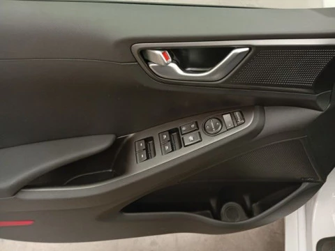 Hyundai IONIQ 1.6 GDI PHEV Klass DT