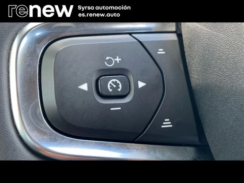 Volvo XC40 2.0 B3 G Core Auto