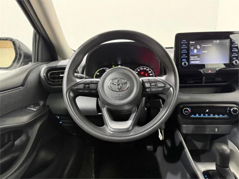 Toyota Yaris 120H 1.5 Business Plus