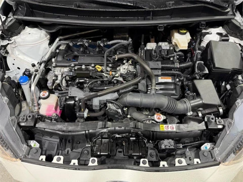 Toyota Yaris 120H 1.5 Business Plus