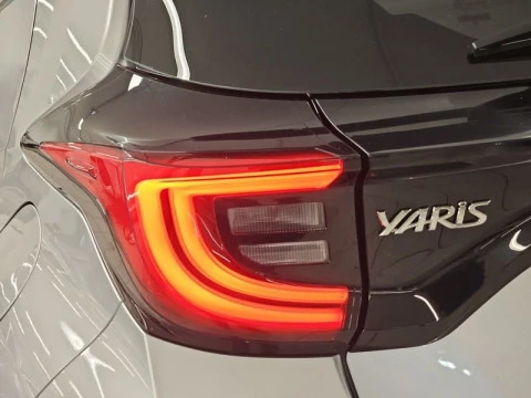 Toyota Yaris 1.5 120H Active Plus