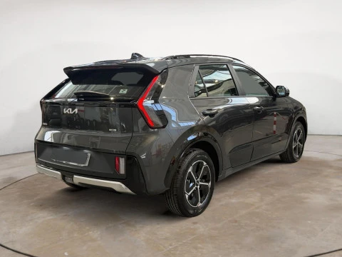 Kia Niro 1.6 GDi HEV 102kW (139CV) Drive