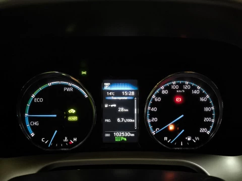 Toyota Rav4 2.5l hybrid Advance 2WD 145 kW (197 CV)