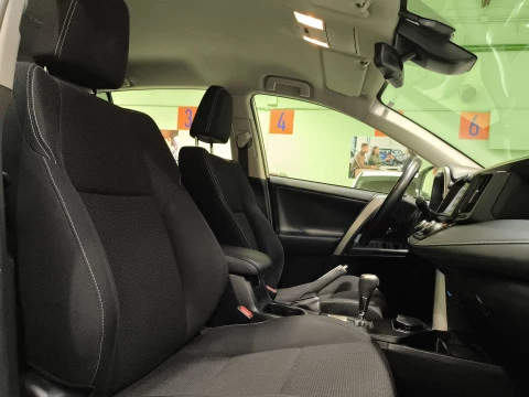 Toyota Rav4 2.5l hybrid Advance 2WD 145 kW (197 CV)