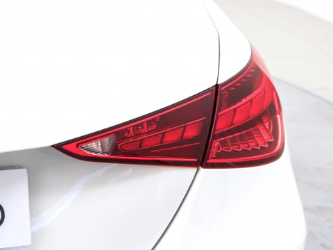 Mercedes-Benz Clase C 2.0 C 220 D MHEV AUTO 200 4P