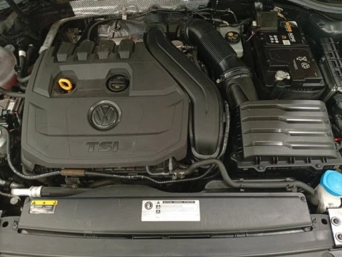 Volkswagen Passat Advance 1.5 TSI 110kW(150CV) Variant