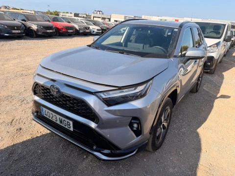 Toyota Rav4 2.5l PLUG-IN 300PH (e-CVT) Advance