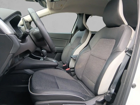 Renault Captur techno Fast Track E-Tech híbrido 105 kW