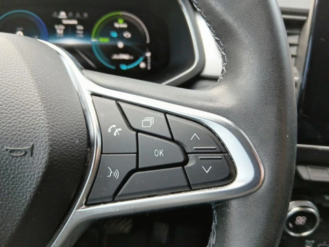 Renault Captur techno Fast Track E-Tech híbrido 105 kW