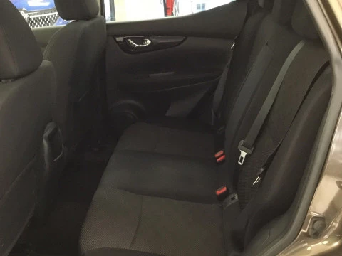 Nissan Qashqai   1.2 DIG-T N-Connecta 4x2 XTronic