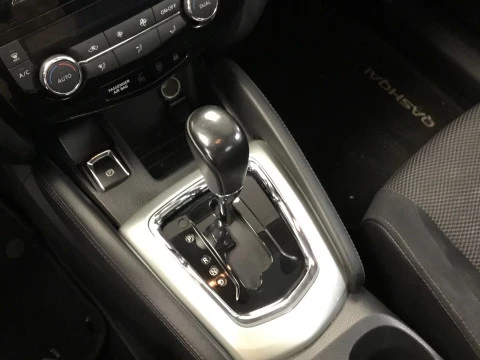 Nissan Qashqai   1.2 DIG-T N-Connecta 4x2 XTronic