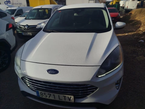 Ford Kuga Titanium 2.5 Duratec FHEV 140kW Auto