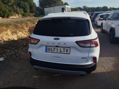 Ford Kuga Titanium 2.5 Duratec FHEV 140kW Auto